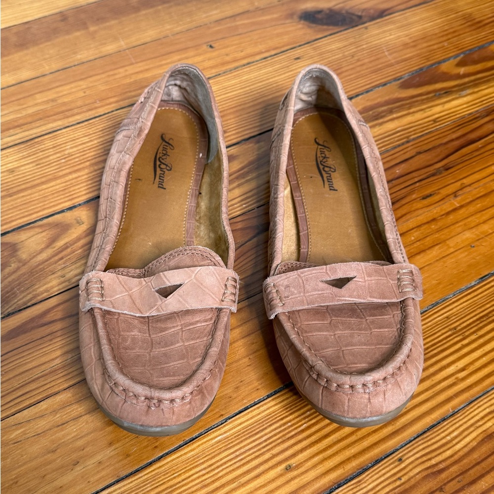 ⭐️3/$25⭐️ Lucky Brand Leather Flat Loafer